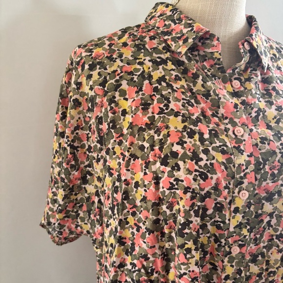 Nine West Pink and Green Puff Sleeve Button Down Blouse - Picture 4 of 9